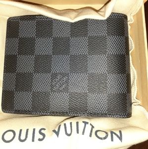 LV MULTIPLE WALLET